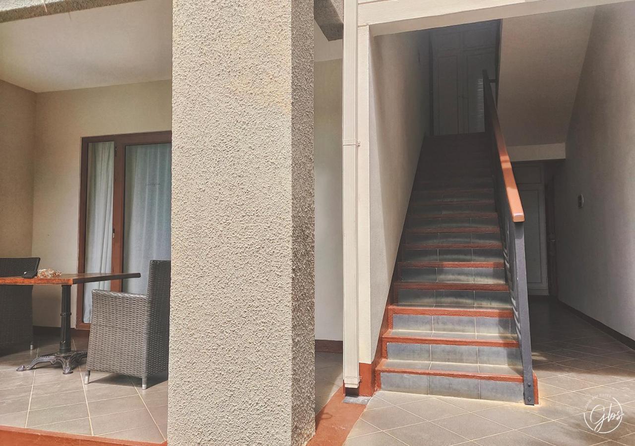 Grand Bay Suites Luaran gambar